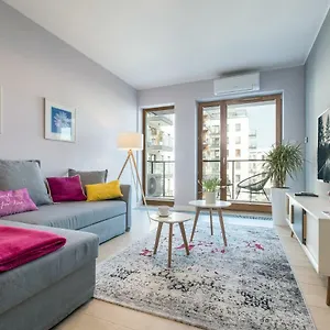 Raya Mansion Apartament Warszawa